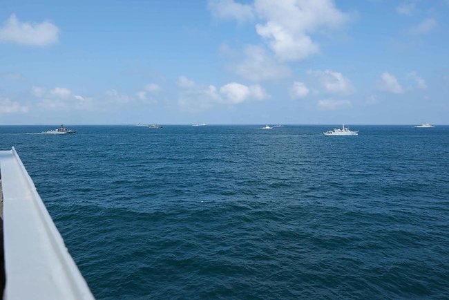 Ми пишаємося своєю роллю в зміцненні безпеки регіону, - кораблі США вийшли з Чорного моря 03