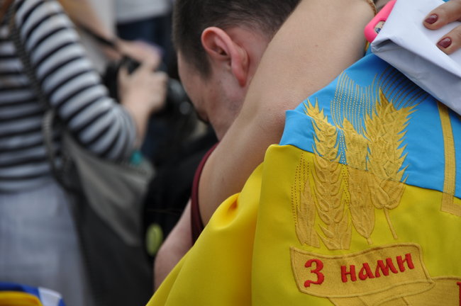 Освобожденные украинцы прилетели в Киев 36