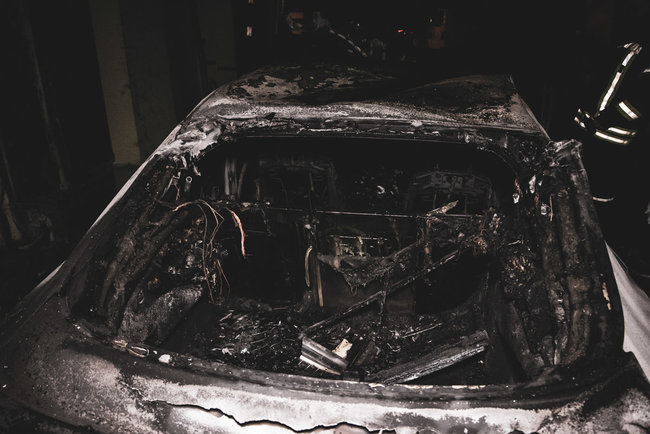 Экс-глава НБУ Гонтарева заявила об атаке на свою семью: в центре Киева сожгли машину ее невестки 05