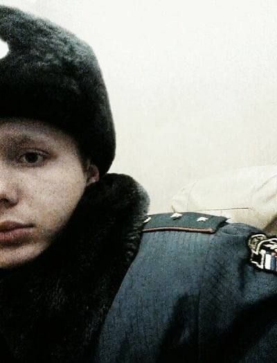 20-летний оккупант из Владивостока Ткач, убивавший людей в Буче, обещает продолжить резать головы украинцев 01