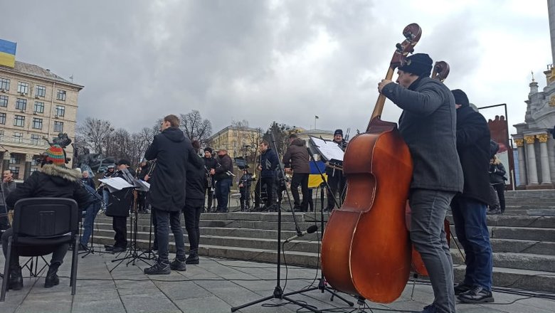 Концерт із закликом закрити небо над Україною відбувся на Майдані Незалежності в Києві 09