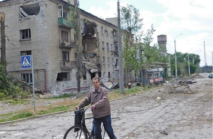 ЗСУ потіснили окупантів в напрямку траси Лисичанськ-Бахмут, - Гайдай 09