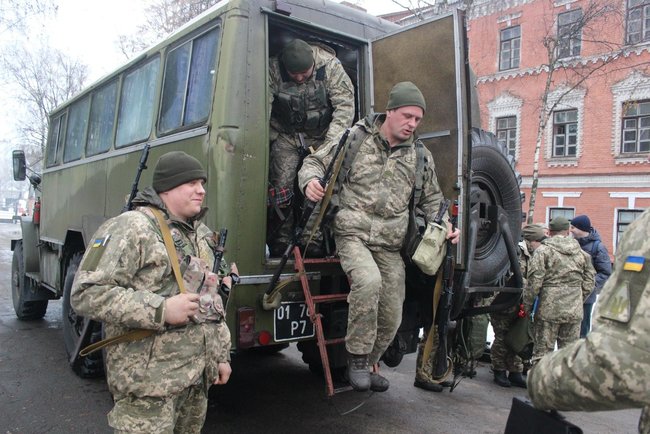 Воины отдельного полка связи и радиотехнического обеспечения вернулись из зоны ООС на ротацию в Винницу 04