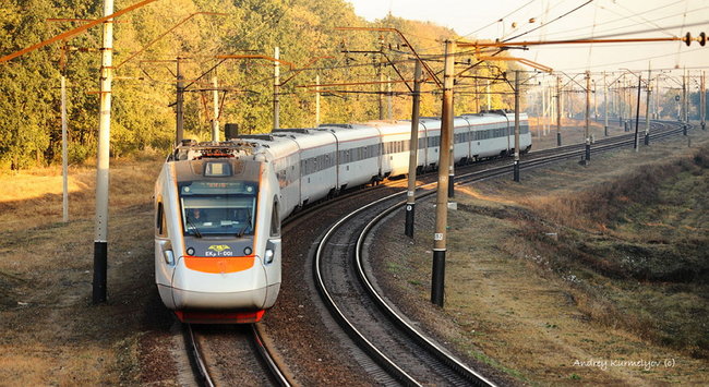 Чем отличаются пассажирские железнодорожные перевозки в Украине и других странах 09