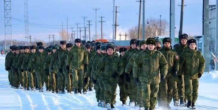 Російські військові та техніка продовжують прибувати до Білорусі 14
