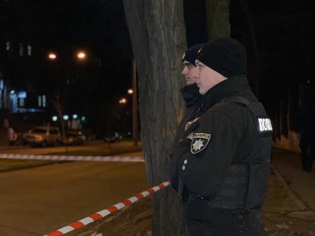 Range Rover обстреляли в центре Киева, погиб 3-летний ребенок, - полиция 02