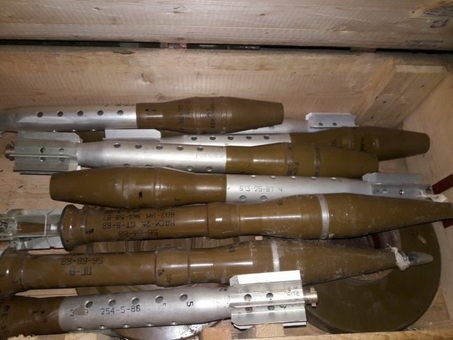 Три схованки з боєприпасами виявлені на Луганщині, - СБУ 03