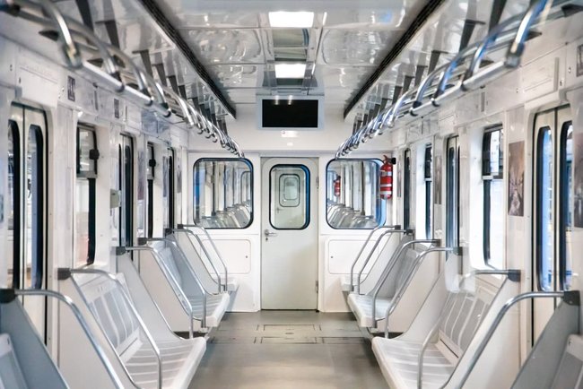 На синей ветке киевского метро будет курсировать модернизированный поезд 02