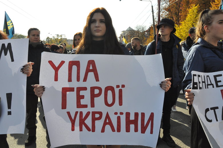 В Киеве прошел марш в честь Дня защитников и защитниц Украины 30