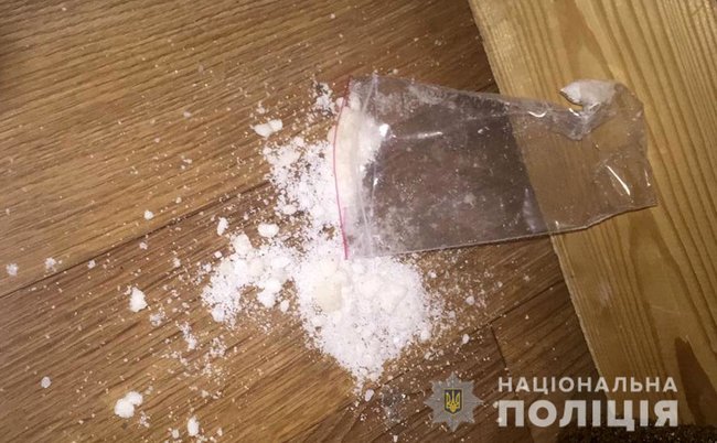 Полицейские ликвидировали канал поставки метадона из Запорожья в Мариуполь 02