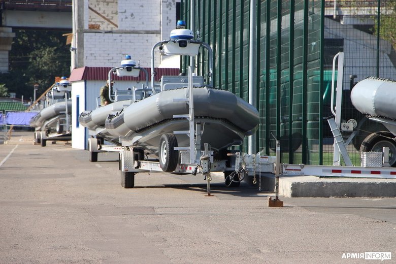 ВМС Украины начали тестирование скоростных лодок, полученных от США 08
