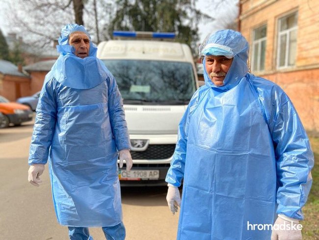 Троих людей с подозрением на коронавирус госпитализировали в Черновцах 02