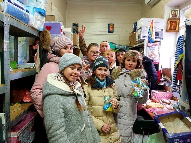 Ребята радовались, как дети! - волонтеры устроили в Одесском военном госпитале праздник для раненых бойцов ВСУ 14
