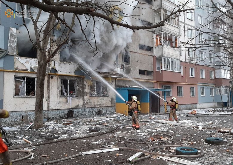 Вибух стався у багатоповерхівці в Кропивницькому. Загинула 1 людина, постраждали 3 03