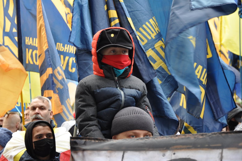 В Киеве прошел марш в честь Дня защитников и защитниц Украины 60