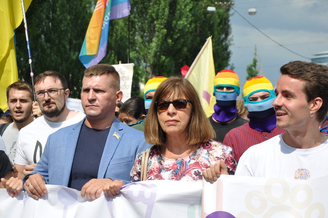 Наша традиция - это свобода!: в Киеве состоялся Марш равенства 56