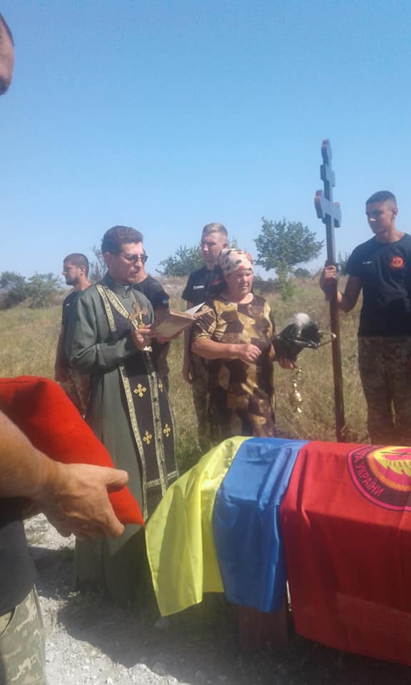Украинского морпеха Федора Балахчі, который погиб на Донбассе, похоронили в Мариуполе 08