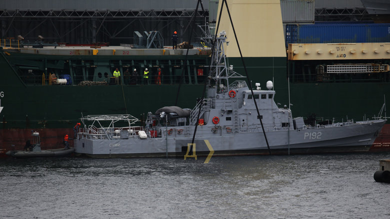 Прибывшие из США патрульные катера ВМС Украины Сумы и Фастов спустили на воду 03