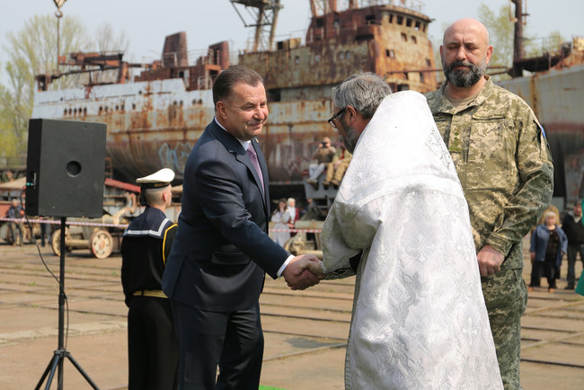 На воду в Киеве спустили новый разведывательный корабль для ВМС: Это огромный прорыв 11