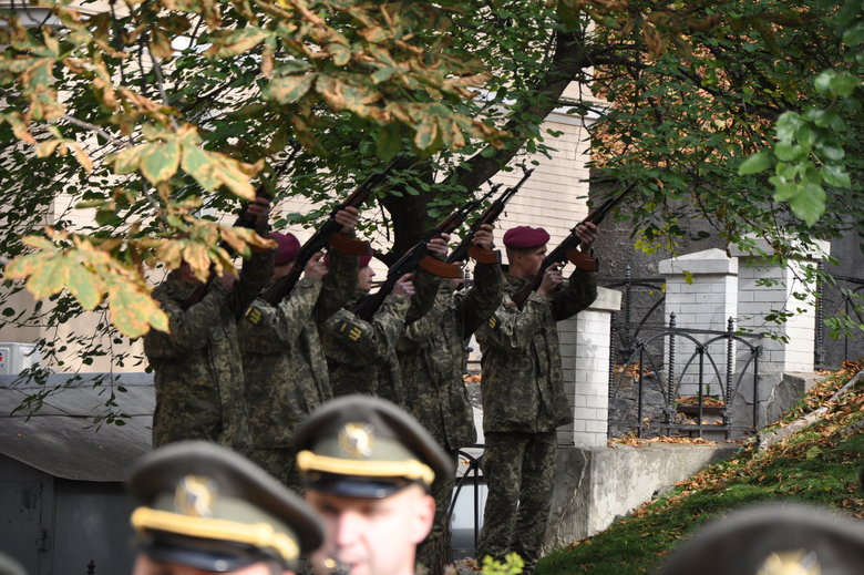 В Киеве почтили память погибших за свободу и независимость Украины 34