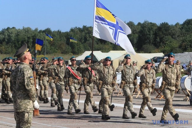 Слава Украине!: на параде в День Независимости будет звучать новое воинское приветствие и марш украинских националистов 06