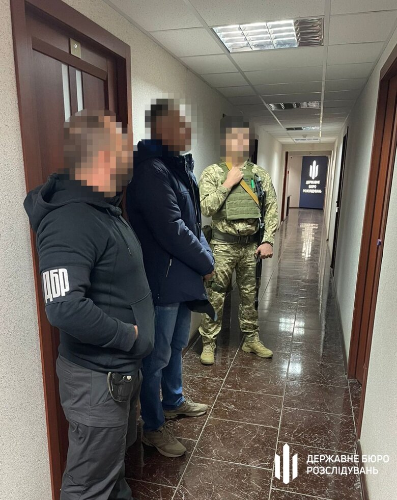 ДБР затримало начальника окупаційної поліції Балаклії, який встиг втекти до Куп’янська 03