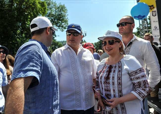 Всеукраїнська хода на захист сімейних цінностей, прав дітей та сімей відбулася в Києві 02