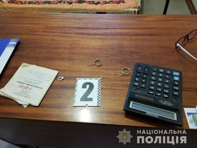 Двоє осіб загинуло внаслідок вибуху гранати Ф-1 у лікарні в Одеській області, - поліція 04