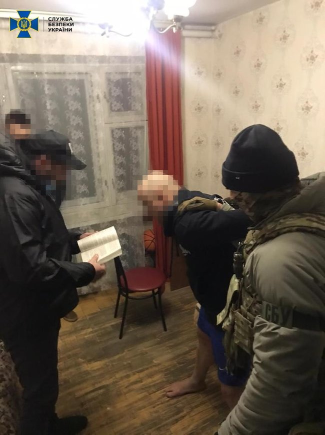 СБУ разоблачила подполковника налоговой милиции, который сливал стратегически важную информацию террористам ДНР 01