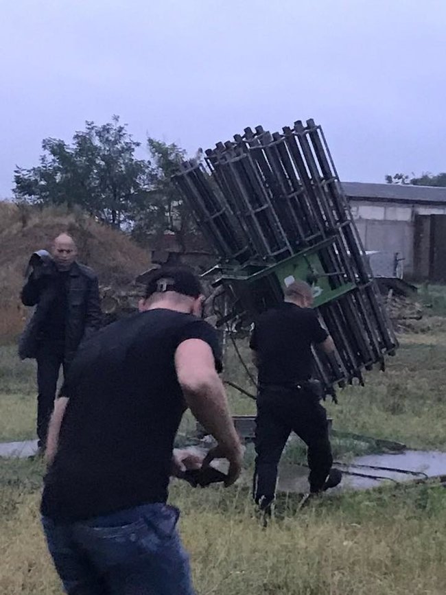 Одеські поліцейські виявили 18 ракет земля-повітря типу Алазань-2М, Кристал 1, 2, 3, - Головін 04