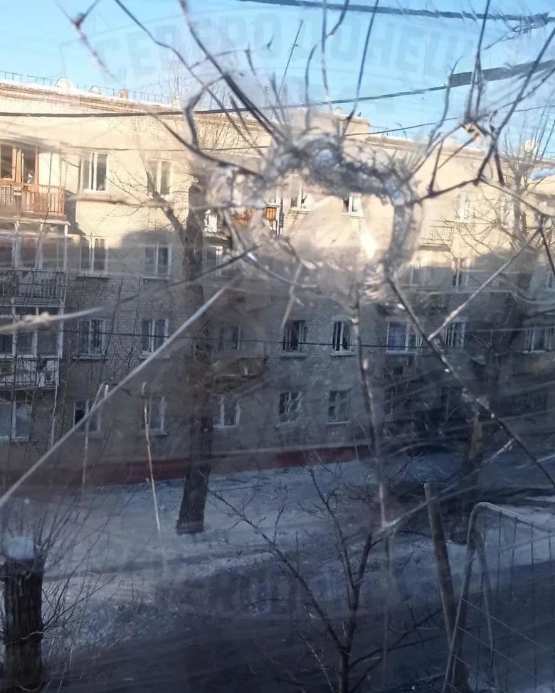 Наслідки ранкового обстрілу Сєверодонецька: Окупанти хочуть стерти місто з лиця землі 01
