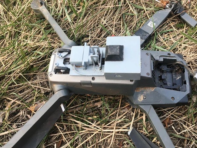Бойцы 93-й ОМБРр сбили вражеский дрон, пытавшийся сбросить взрывчатку на ВОП 02